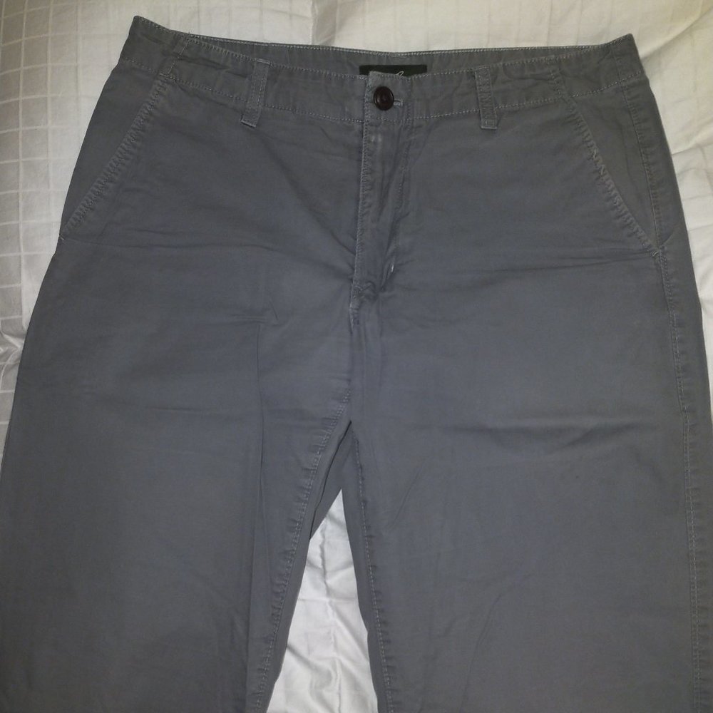 Eddie Bauer Men's Light Hiker Pants Gray size 32x34